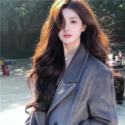 娜斯佳和她的父亲们